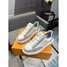 Louis Vuitton Low Shoes